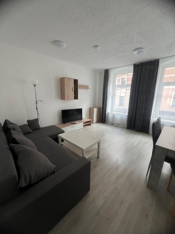 Zum Bahnhof Apartment Цвикау Екстериор снимка
